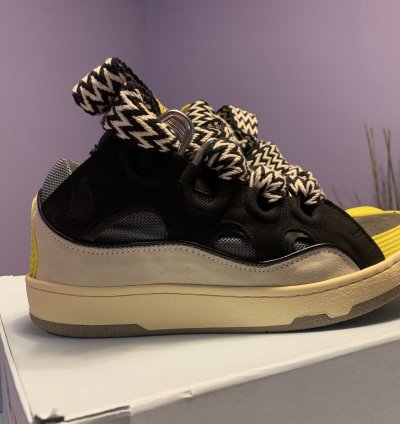 Ss 21 Curb Sneakers