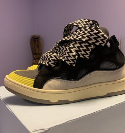Ss 21 Curb Sneakers