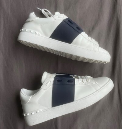 Valentino Garavani Leather Sneakers Marine