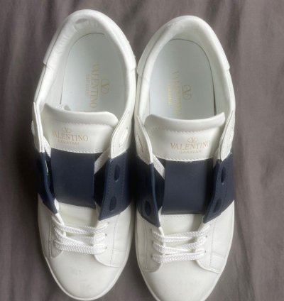Valentino Garavani Leather Sneakers Marine