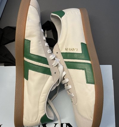 Super Runway Limited Edition Logo Sneaker