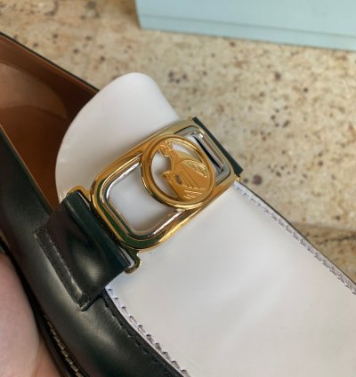 Swan Loafers In Dark Green