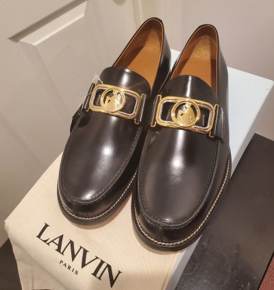 Swan Metallic-buckle Loafers - Unisex