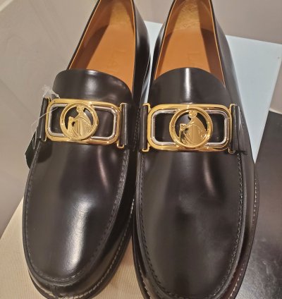 Swan Metallic-buckle Loafers - Unisex