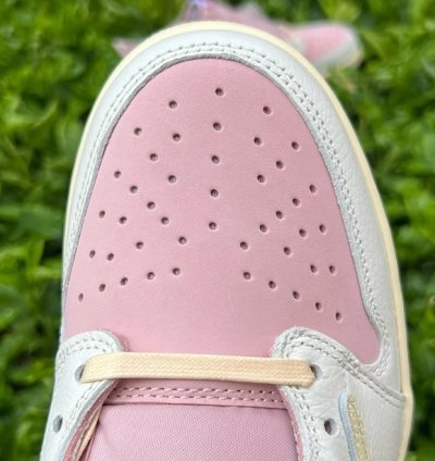Air Jordan 1 Retro Low Og Sp Travis Scott Sail Shy Pink