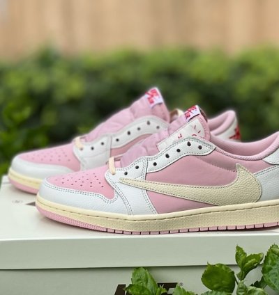 Air Jordan 1 Retro Low Og Sp Travis Scott Sail Shy Pink