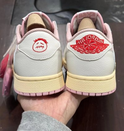 Air Jordan 1 Retro Low Og Sp Travis Scott Sail Shy Pink