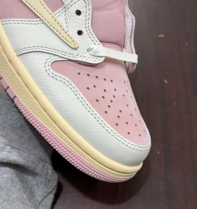 Air Jordan 1 Retro Low Og Sp Travis Scott Sail Shy Pink