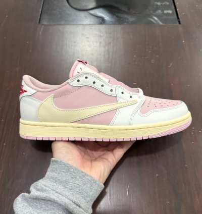 Air Jordan 1 Retro Low Og Sp Travis Scott Sail Shy Pink