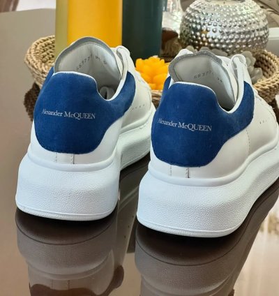 Alexander Mcqueen Oversized Worker Blue