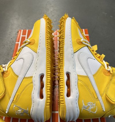 2023 Nike Air Force 1 Mid Sp Off-white Varsity Maize