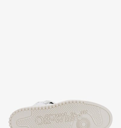3 0 Off Court Man White Sneakers