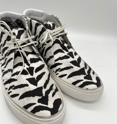 60 Off Saint Laurent Zebra Chukka Sneakers