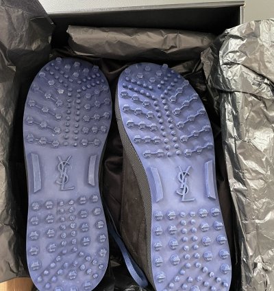 890 Value Runway Brand New Velour Velvet Jump Sneakers