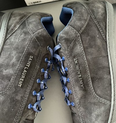 890 Value Runway Brand New Velour Velvet Jump Sneakers