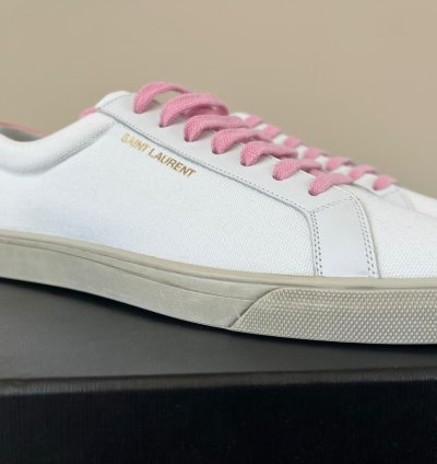 Andy Low Top Sneakers In White Pink