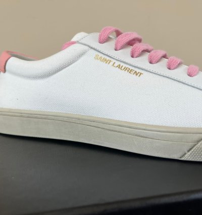 Andy Low Top Sneakers In White Pink