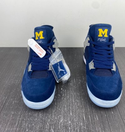 Nike Air Jordan 4 Retro Michigan