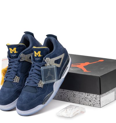 Nike Air Jordan 4 Retro Michigan