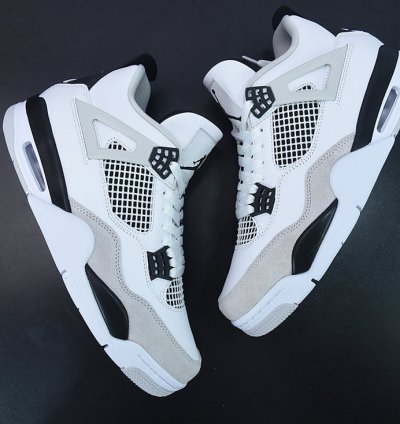 Nike Air Jordan 4 Retro Military Black