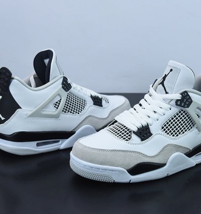 Nike Air Jordan 4 Retro Military Black