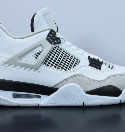 Nike Air Jordan 4 Retro Military Black
