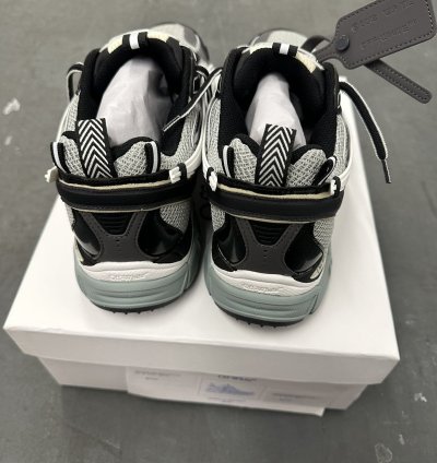 Be Right Back Sneaker Light Grey Black
