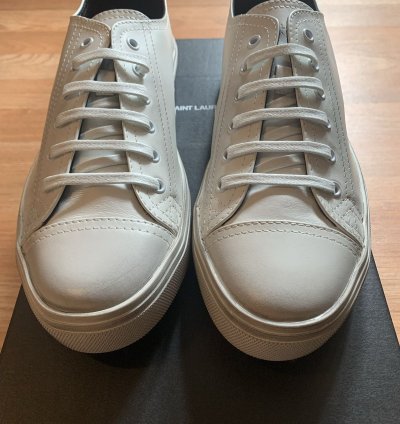 Bedford Low Top Sneakers