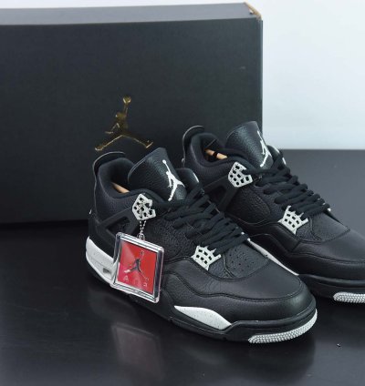 Nike Air Jordan 4 Retro Oreo
