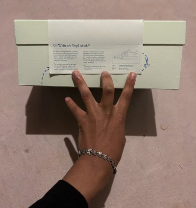 Low Vulcanized Off-white Virgil Sneakers