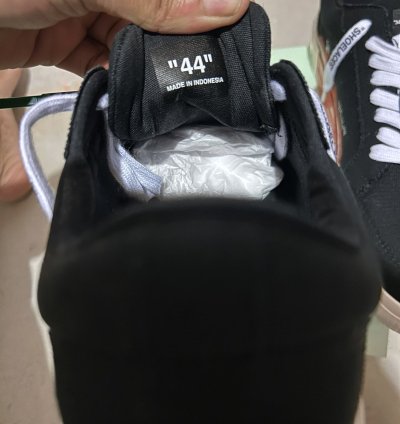 Low Vulcanized Off-white Virgil Sneakers