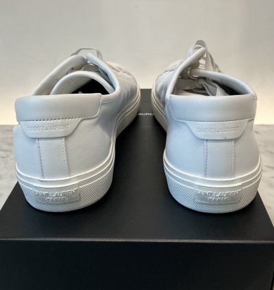 Malibu Low-top Sneakers In Smooth Leather Optical White