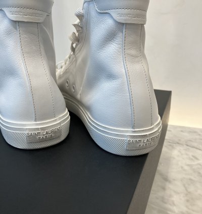 Malibu Mid Top Sneakers In Smooth Leather Optical White