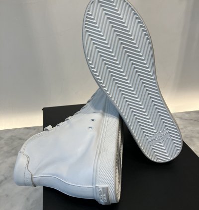 Malibu Mid Top Sneakers In Smooth Leather Optical White