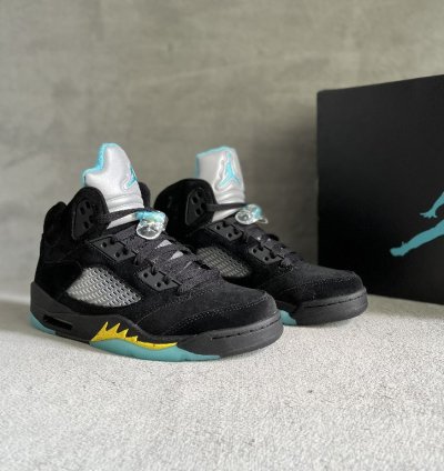 Nike Air Jordan 5 Retro Aqua