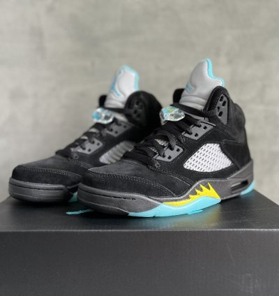 Nike Air Jordan 5 Retro Aqua
