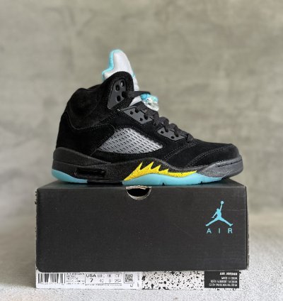 Nike Air Jordan 5 Retro Aqua