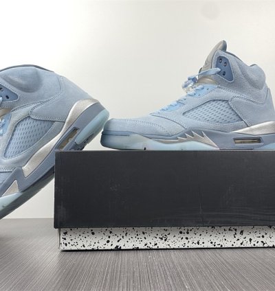 Nike Air Jordan 5 Retro Bluebird