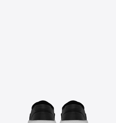 O1bcso1str1224 Venice Sneakers In Grained Leather In Black