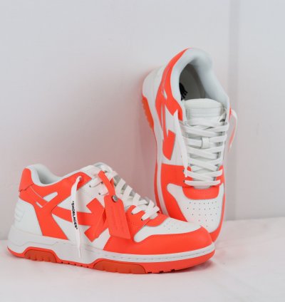 O1rshd1 2 Out Of Office Sneakers In Fluo Orange White