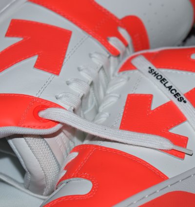 O1rshd1 2 Out Of Office Sneakers In Fluo Orange White