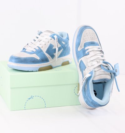 O1rshd1 2 Out Of Office Sneakers In Light Blue Vintage