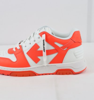 O1rshd1 3 Out Of Office Sneakers In Fluo Orange White