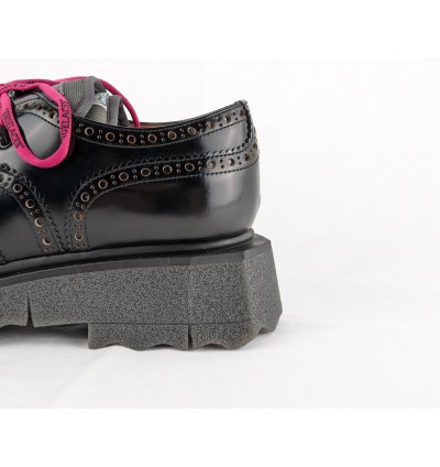 O1rshd1 Burwood Leather Brogues In Black