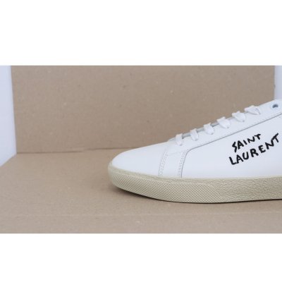 O1rshd1 Leather Court Classic Sneakers In White Black