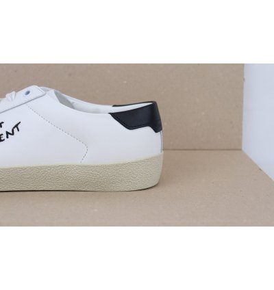 O1rshd1 Leather Court Classic Sneakers In White Black