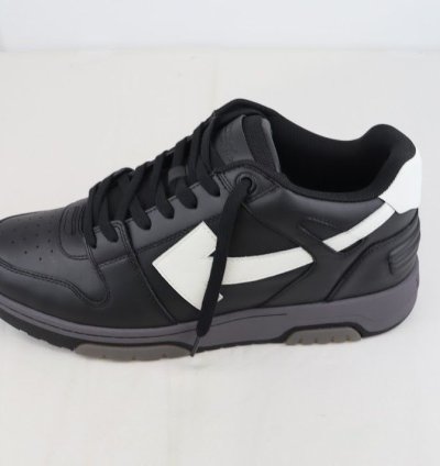 O1rshd1 Out Of Office Sneakers In Black
