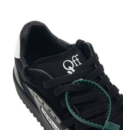 O1w1db10824 5 0 Sneaker In Black