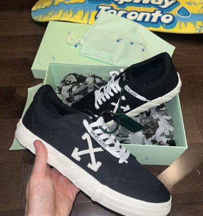 Off White Arrow Sneakers