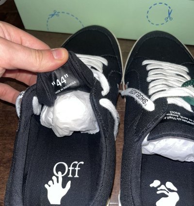 Off White Arrow Sneakers